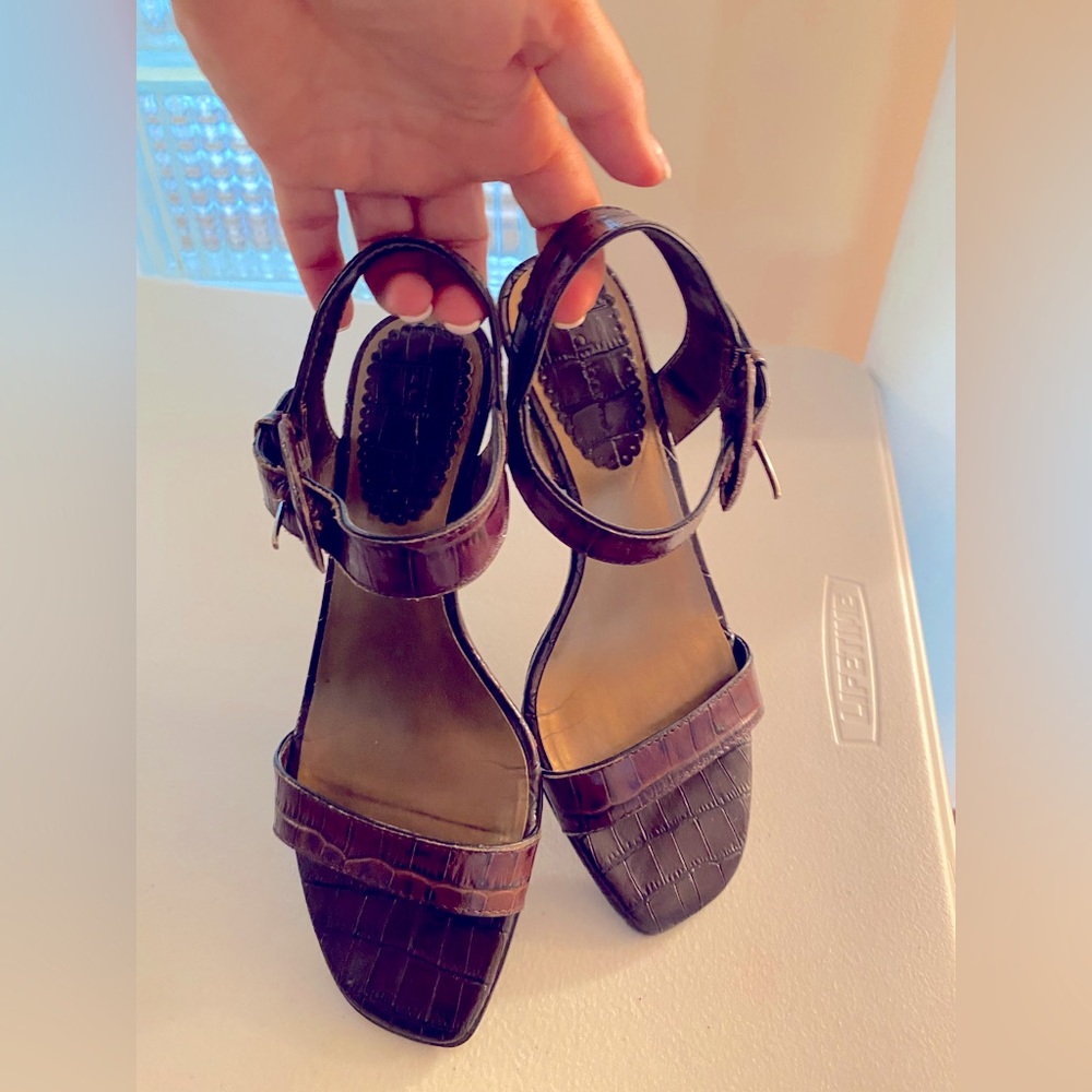 Brown leather sandals